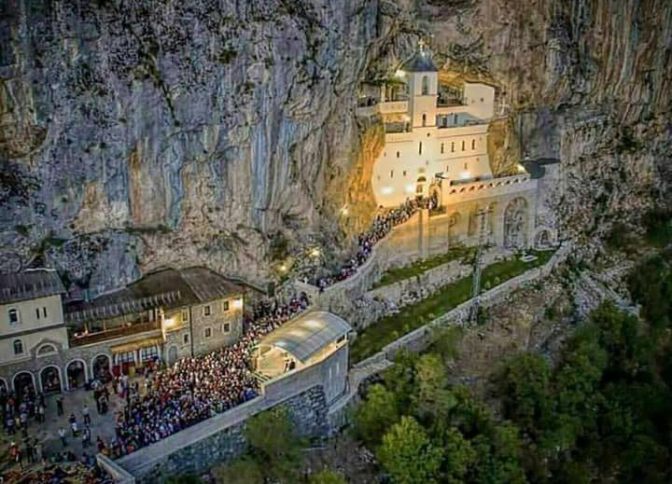 123. Manastir Ostrog u Crnoj Gori