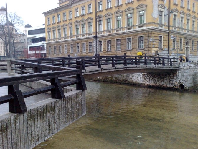 1000px-Drvenija_most_uzvodno_24022014375