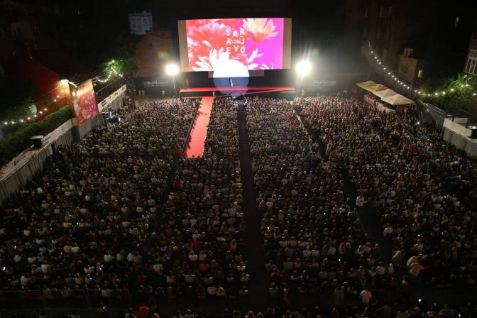 39072697_10156570209792232_8711417780622065664_o