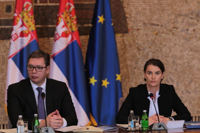 aleksandar-vucic-ana-brnabic_foto_srbijadanassasa_dzambic_1